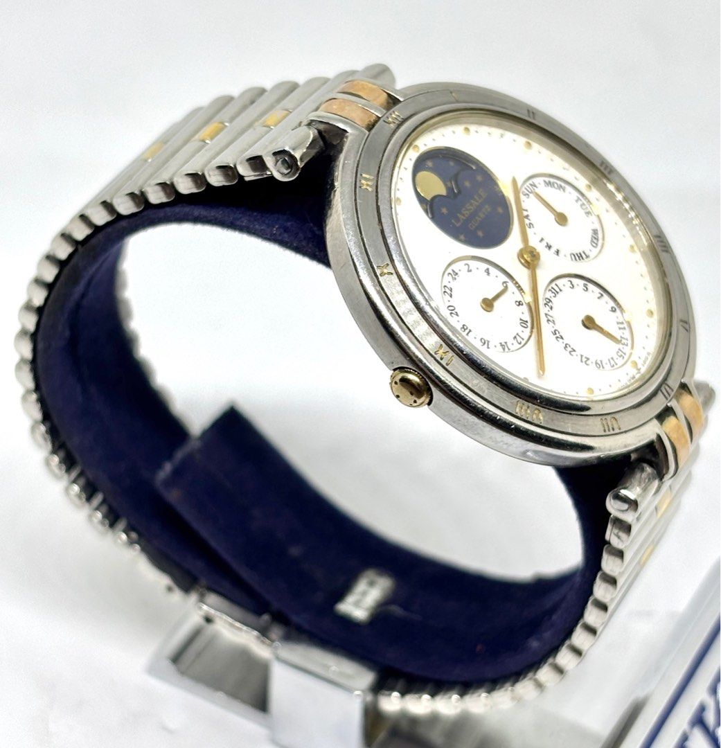 Seiko lassale Rare Moonphase Quartz watch (Category: Luxury Watches) located in Subic. Submitted by modern.vintage.enthusiast (Listing ID 1371717941, Image 3). Description: •Seiko Lassale Moon phase watch •All original parts including bracelet •New crown gasket and back case •Polished case •Sapphire crystal •Quartzmovement working well newly service •35mm case diameter- •Bmby1998 sept Please see photos for best description Feel free to DM for mor