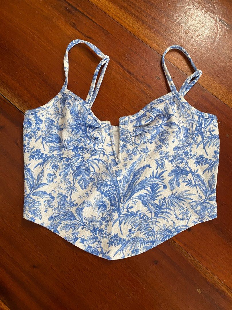 Shein Blue Sleeveless Corset Top (Category: Sleeveless) located in Angeles City. Submitted by hellobeev (Listing ID 1371607745, Image 1). Description: Shein Blue Sleeveless Corset Top - mop: gcash - mod: j&t.