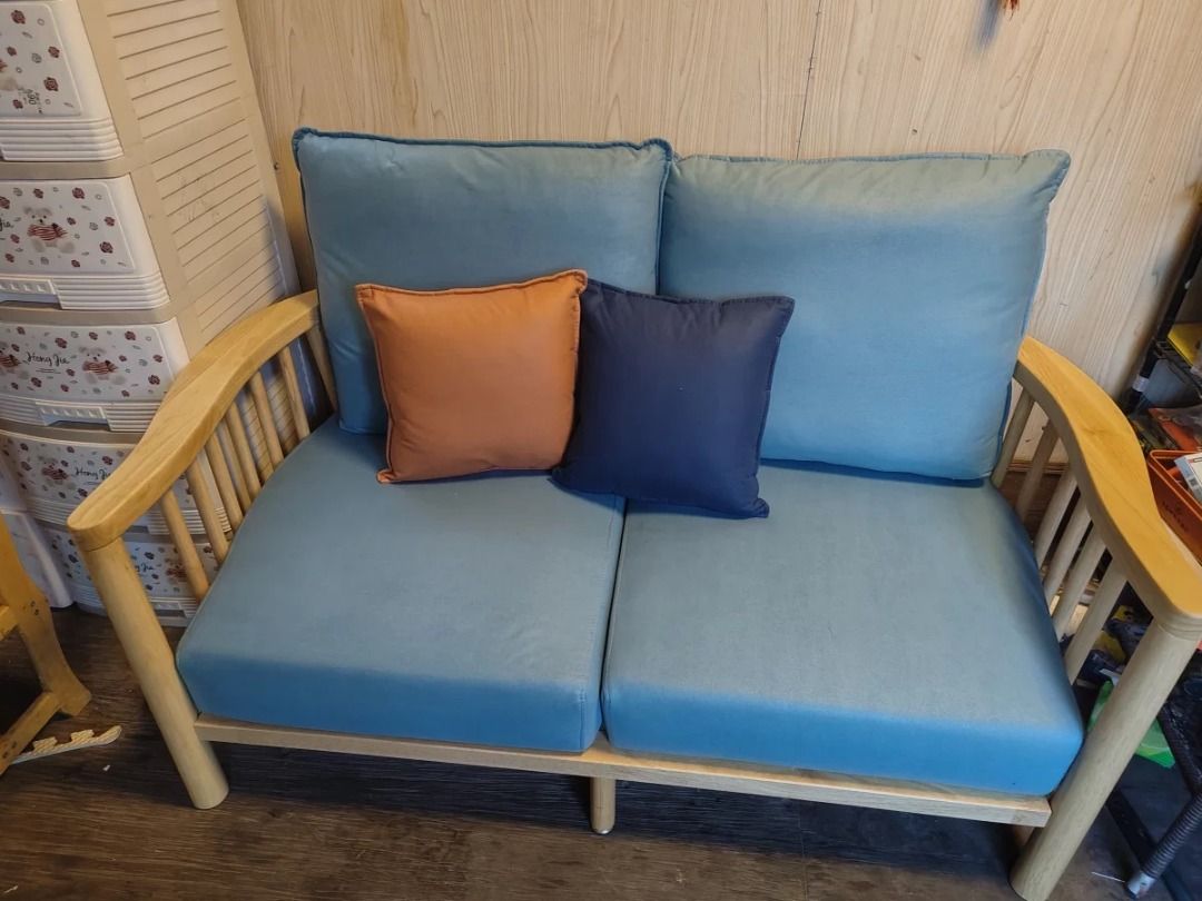 sofa [sf618] (Category: Sofas) located in Quezon City. Submitted by johnericna90745 (Listing ID 1371559742, Image 2). Description: Scandinavian Solid Wood Sofa #Key Features 1. Modern minimalist design: Clean lines, simplicity, and functionality. 2. Solid wood frame: Durable, high-quality wood 3. Comfortable seating: Cushioned leather/fabric upholstery. 4. Space-saving: Compact design ideal for small apartments. 5. Versatile: Suitable for living 