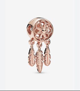(Category: ) located in . Submitted by authenticbranded688 (Listing ID 1371570861, Image 1). Description: .