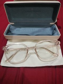 (Category: ) located in . Submitted by keifashionforless (Listing ID 1371551942, Image 1). Description: .
