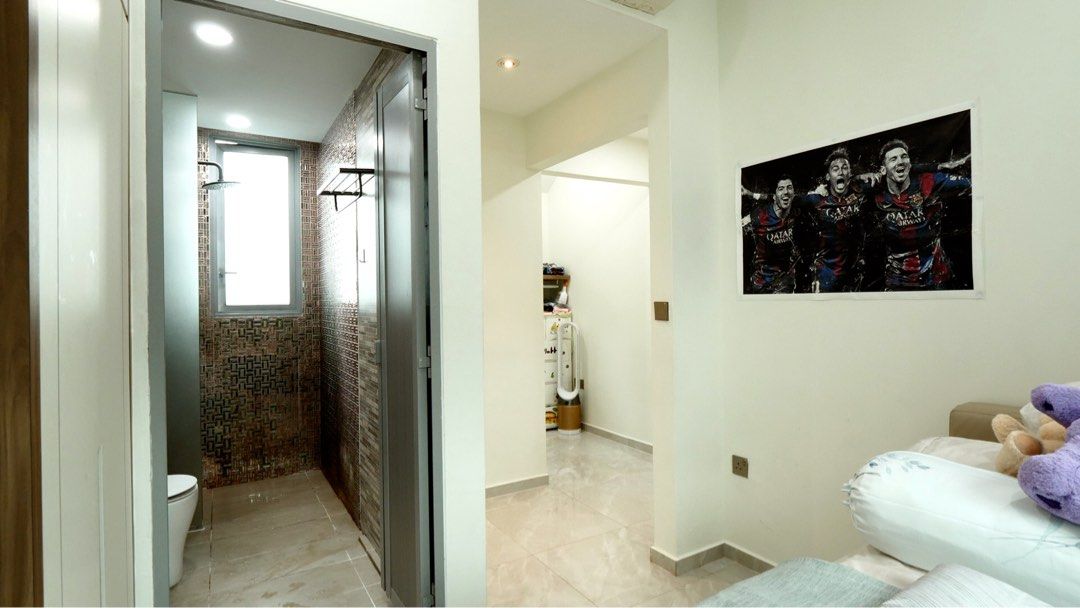 SUPER CHEAP ! CANBERRA RESIDENCE $150K RENO, GOOD LOCATION, MUST SELL!!! Canberra Residences62863092480386113