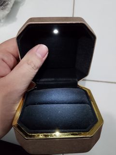 (Kategori: ) berada di . Dikirim oleh thriftloveee (ID iklan 1371632169, Gambar 1). Deskripsi: .