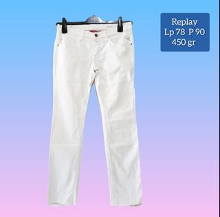 (Kategori: ) berada di . Dikirim oleh raissa_thriftshop (ID iklan 1371724508, Gambar 1). Deskripsi: .