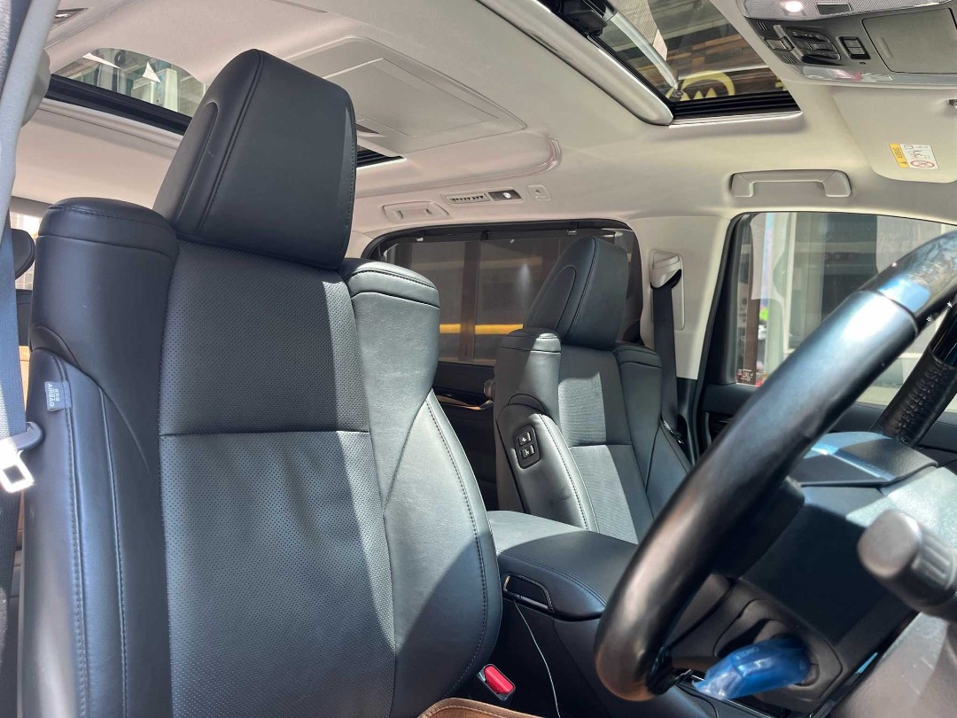 Toyota ALPHARD 3.5 SC Auto498296033662085125