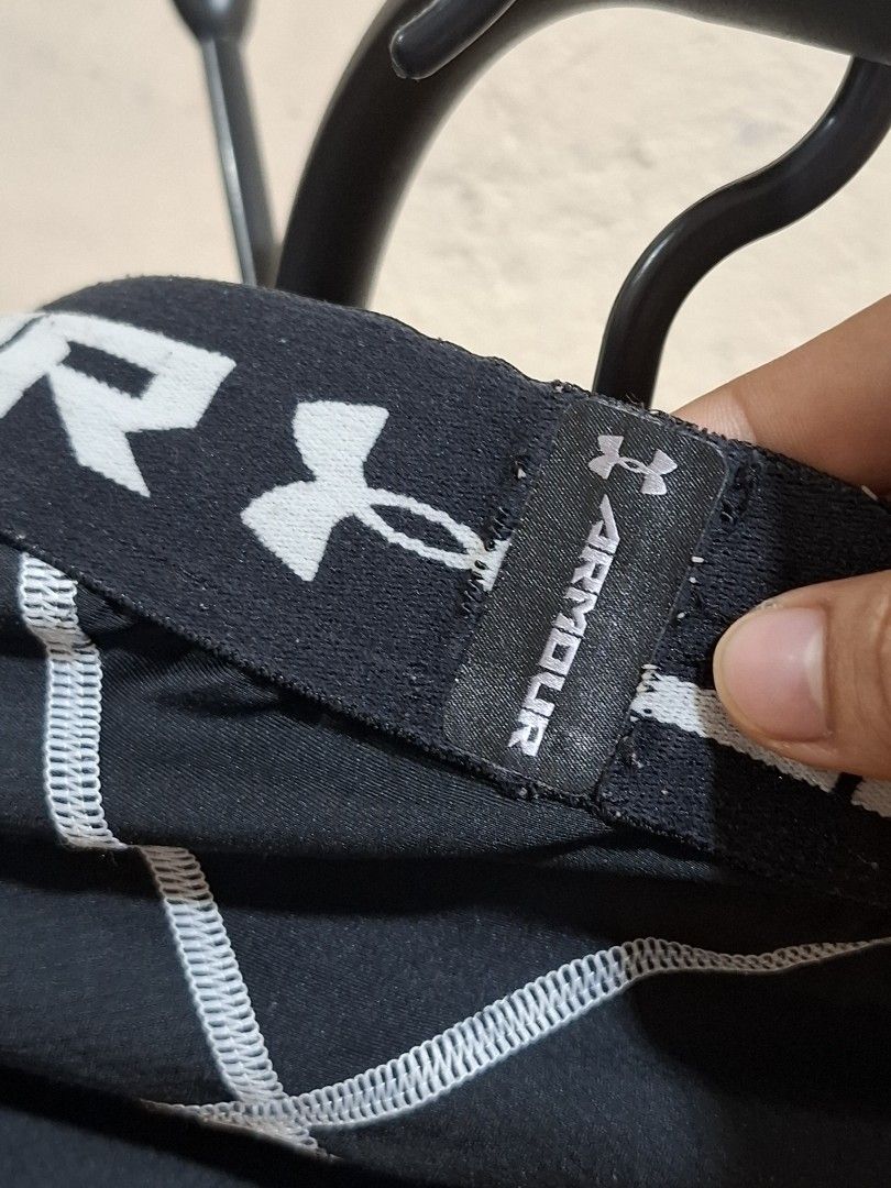 Under Armour Compression (Category: Underwear) located in General Mariano Alvarez. Submitted by motel777 (Listing ID 1371705045, Image 3). Description: waist 12.5" length 17" leg opening 7.5" condition 9/10 negotiable.