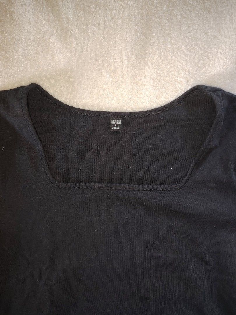 UNIQLO SQUARE NECK CROPPED SHIRT (Category: Others Tops) located in Davao. Submitted by iamsuperjdr (Listing ID 1371590436, Image 2). Description: UNIQLO SQUARE NECK CROPPED SHIRT BLACK LARGE PHP 250 Ships from Davao City For delivery only.