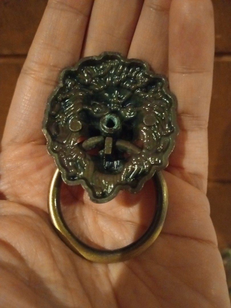 Vintage Brass lion mini door knocker (Category: Locks, Doors & Gates) located in Batangas. Submitted by girlmeetspurple (Listing ID 1371694103, Image 2). Description: can be used also as cabinet pull knob.