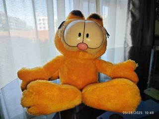 (Category: ) located in . Submitted by garfield_pal (Listing ID 1371576416, Image 1). Description: .