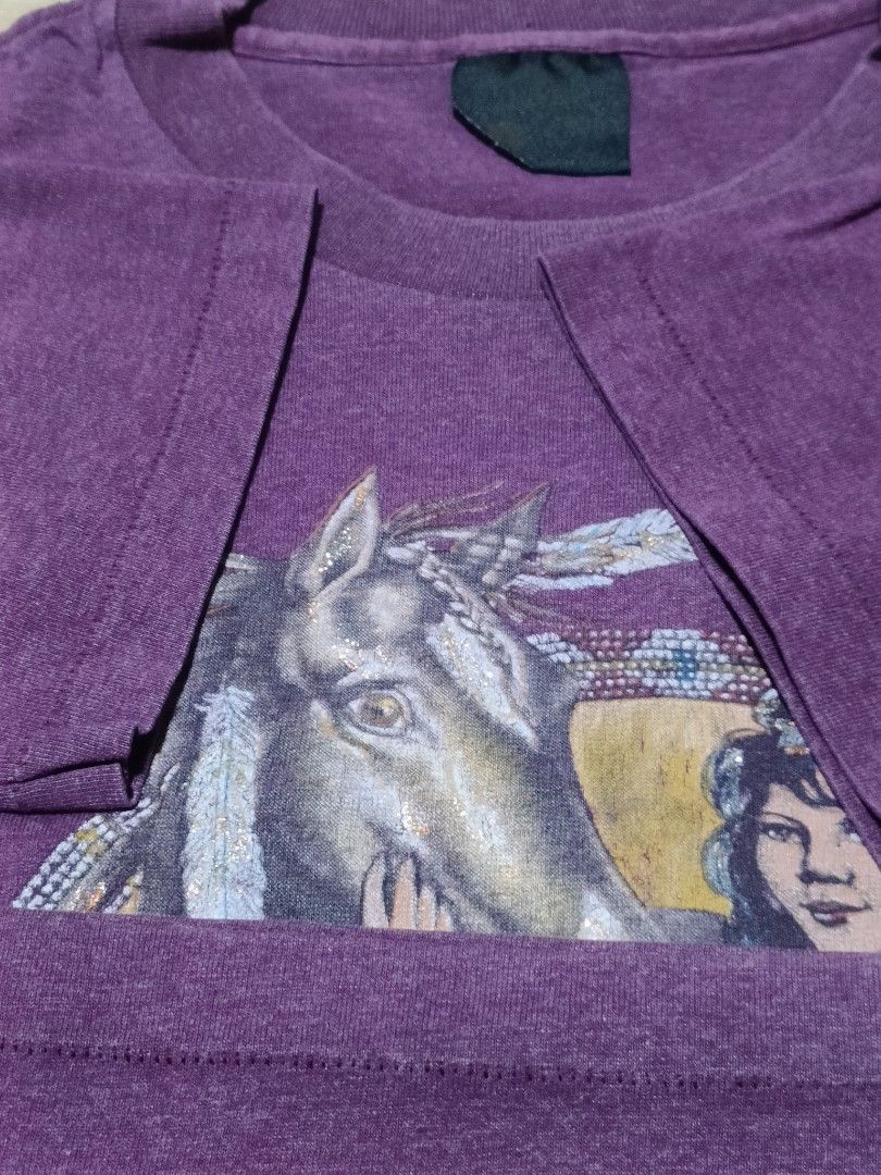 Vintage indian tribe shirts 90s (Category: Tshirts & Polo Shirts ) located in Talavera. Submitted by rewindmyclothes (Listing ID 1371696652, Image 2). Description: like new vintage tag single stitched all the way measurement: L27 W20.5 Dm for offer.