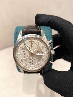 (Category: ) located in . Submitted by luxshare_preloved_ (Listing ID 1371830253, Image 1). Description: .