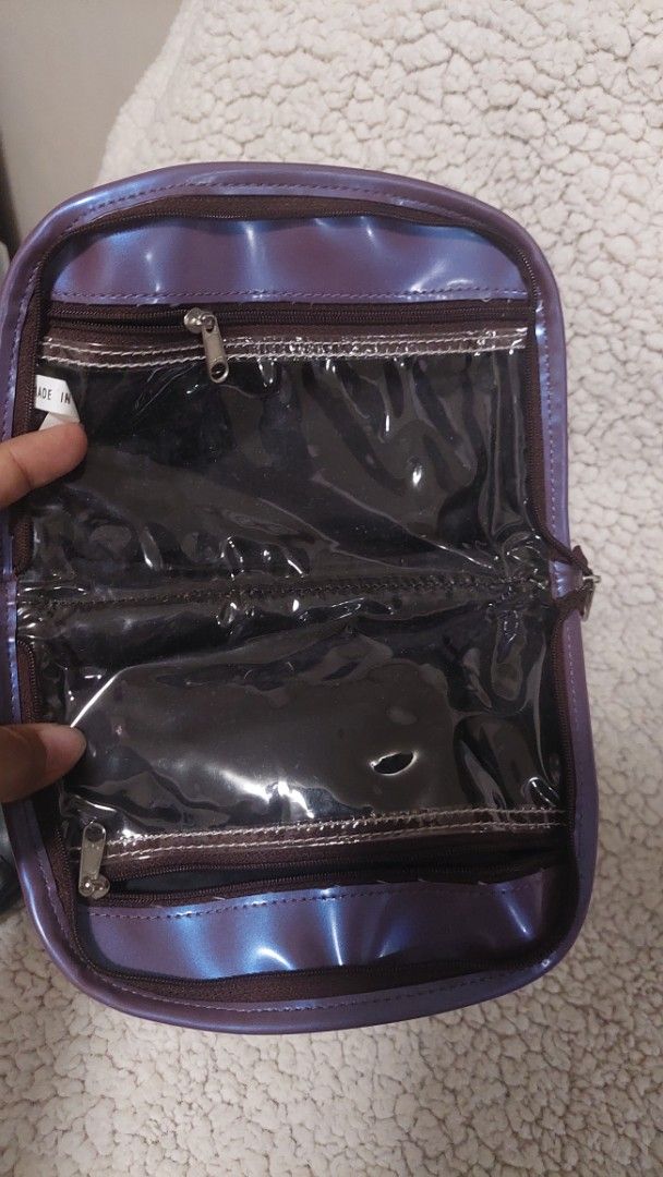 2pcs pouch set (make-up organizer) (Category: Purses & Pouches) located in San Fernando. Submitted by gabriel_japansurplus (Listing ID 1371900396, Image 3). Description: Japan Surplus items, 2pcs take all in good condition.
