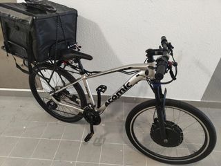 （分類：）位於 。 由 ktszyui 提交（商品編號 1371899802，圖片 1）。簡介： 。