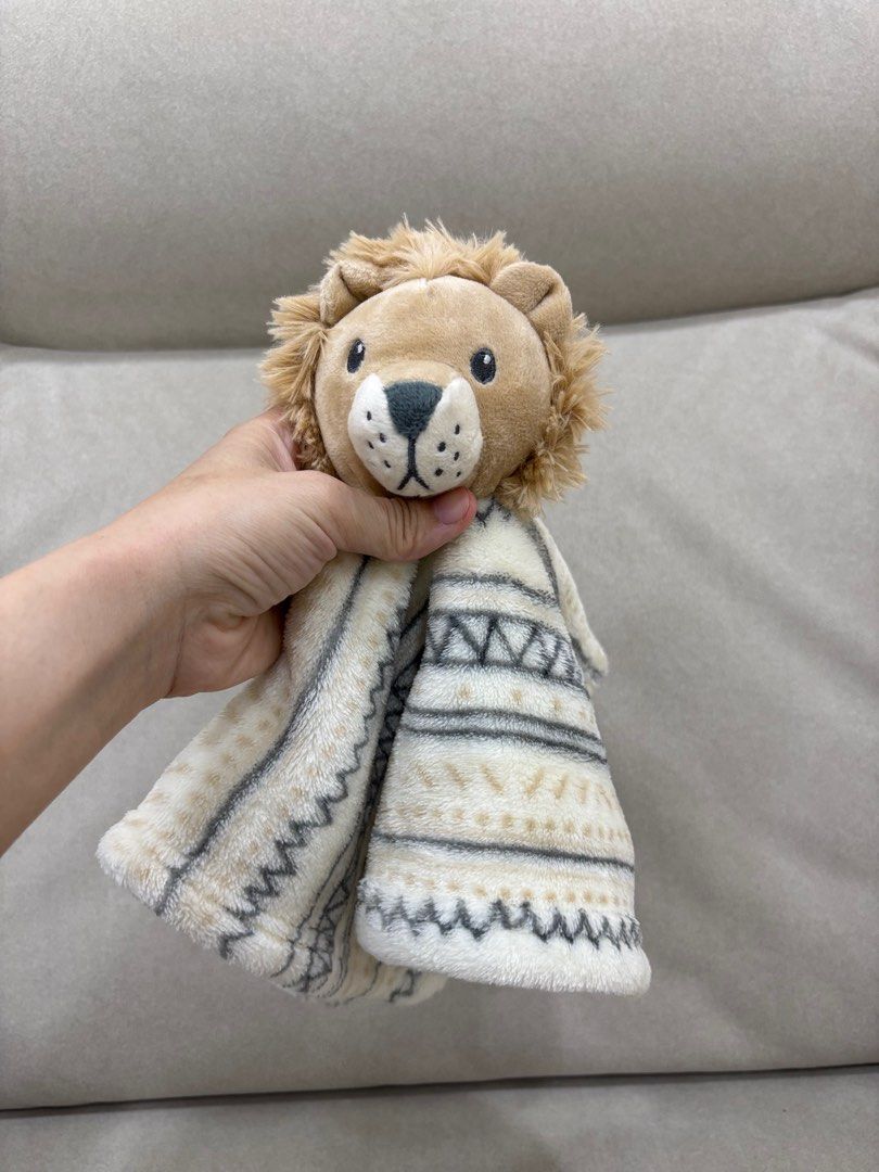 由 qzwxecf (刊登 ID 1371877387，圖片 1) 提交，位於 台北市 (Taipei) 的 安撫娃娃（獅子） (類別：嬰兒玩具)，說明：誠可議價，本館買二送一（買三件、其中一件價低者免費）。