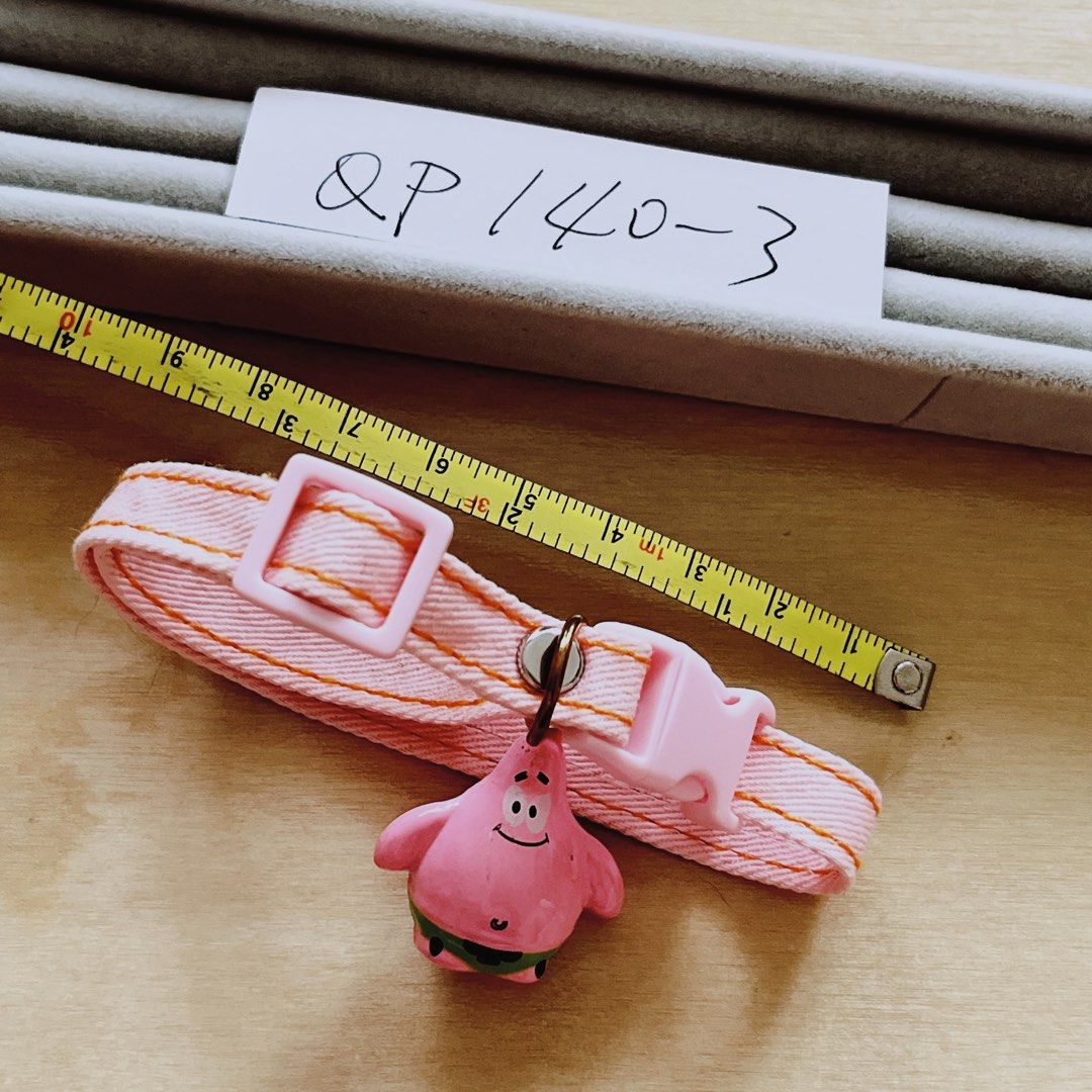 由 apple3054 (刊登 ID 1371733631，圖片 2) 提交，位於 嘉義市 (Chiayi City) 的 小貓咪小型犬 寵物專用粉色派大星鈴鐺項圈@qp140-3 (類別：寵物及其他)，說明：小貓咪小型犬 寵物專用粉色派大星鈴鐺項圈@qp140-3。