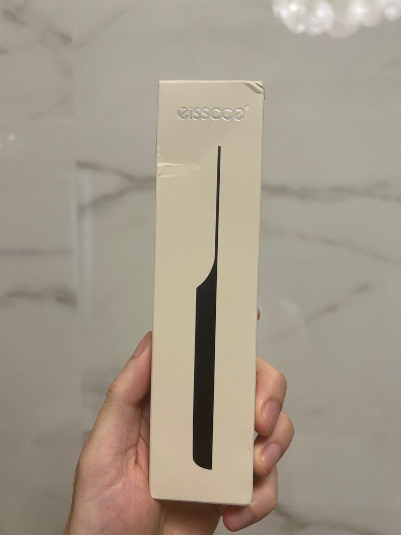 由 mtyan53356476 (刊登 ID 1371876769，圖片 1) 提交，位於 新北市 (New Taipei) 的 apple pencil兼容2代筆套黏貼保護套 (類別：其他電腦及電子周邊產品)，說明：全新～僅拆檢 🦐賣300多。