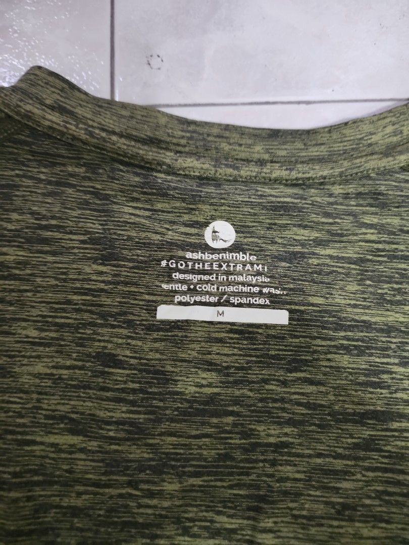 Ashbenimble activewear shirt (yoga cardio Lululemon alo tnf Nike) (Category: Activewear) located in Singapore. Submitted by pkcrun (Listing ID 1371745323, Image 2). Description: .