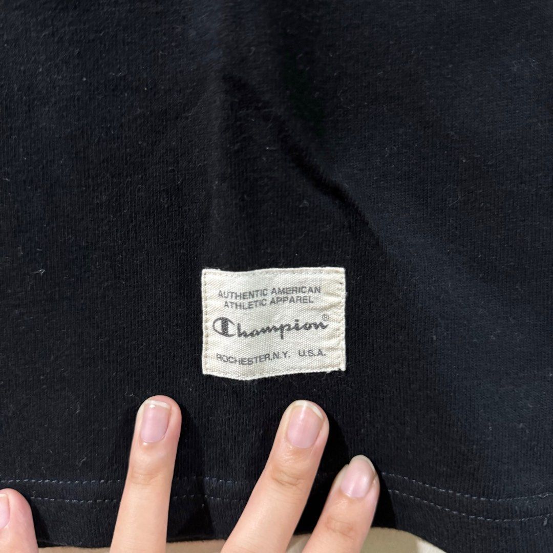 authentic champion black cotton shirt top (Category: Tshirts & Polo Shirts ) located in Pasay City. Submitted by ultzen (Listing ID 1371814819, Image 2). Description: champion black shirt authentic, one of my fave pieces before bc it’s so soft and fits well. no flaws or anything :) rfs: decluttering no lowballing pls! maya / bpi / gcash ggx / j&t / lbc / sdd.