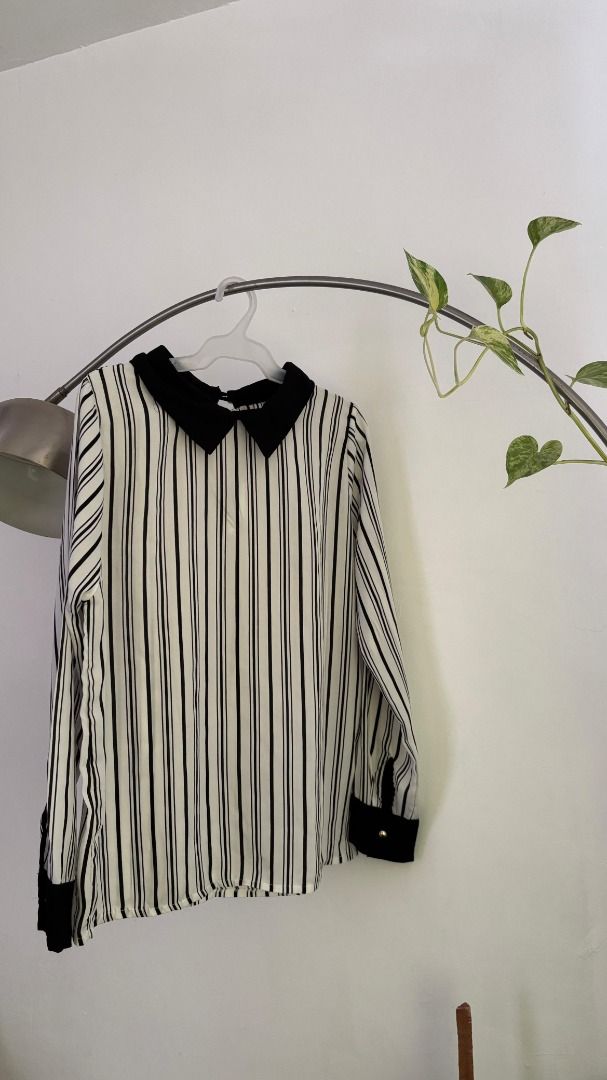 Black and White Striped Formal Polo (Category: Longsleeves) located in Manila. Submitted by cocxlee (Listing ID 1371851838, Image 1). Description: payo! shipping options (shouldered by buyer): - j&t - lalamove - moveit lighting and camera angle might change the actual item, so please manage your expectations! you may message me for pictures or videos of the item!.