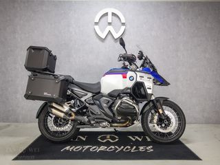 (Category: ) located in . Submitted by tanwei.motor (Listing ID 1371802053, Image 1). Description: .