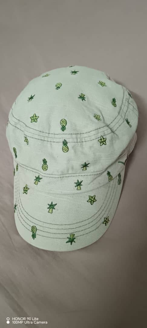Cap Edwin (Category: Cap & Hats) located in Kuala Lumpur. Submitted by abg_g87 (Listing ID 1371829520, Image 1). Description: Cap Edwin Buah Nenas Kondisi Macam Baru Cod KL Dan Postage Seluruh Malaysia.