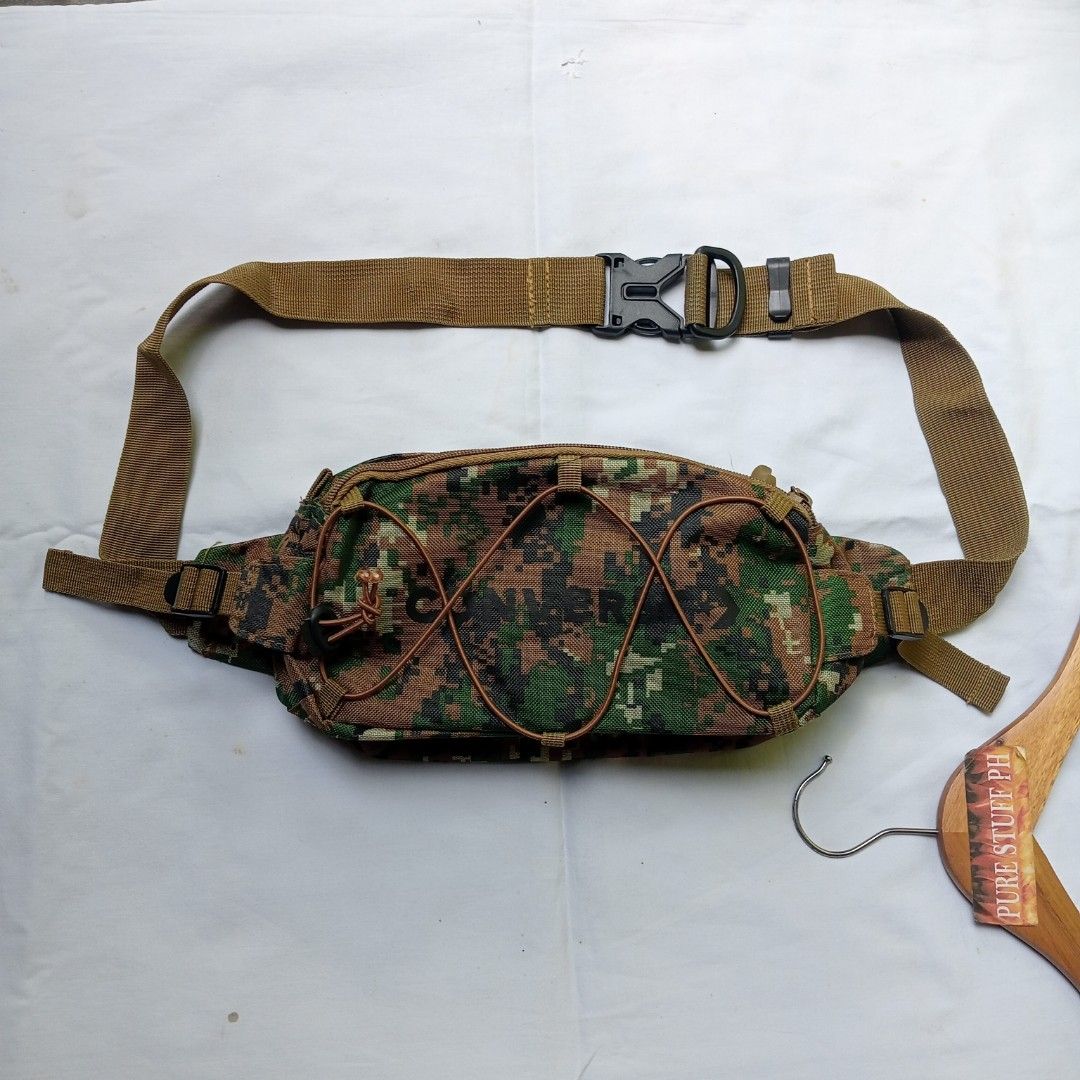 Converse digital camo belt bag (Category: Sling Bags) located in Pili. Submitted by purestuffph (Listing ID 1371737502, Image 1). Description: Converse digital camo belt bag like new condition, no issue 450 + shipping fee.