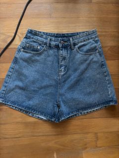 (Category: ) located in . Submitted by shrimpdumplin (Listing ID 1371830909, Image 1). Description: .