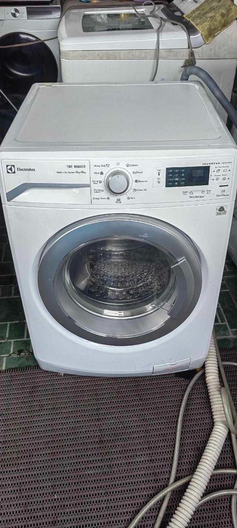Electrolux Inverter Combo frontload washing machine (Category: Washing Machines and Dryers) located in Rizal. Submitted by joan5505 (Listing ID 1371754892, Image 1). Description: Almost New Model: EWW12842 Capacity: 8kg wash/6kg dry 220v No rust Pick up in Taytay 22500.