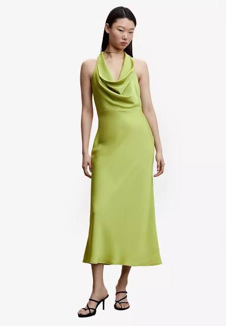 For RENT: Mango Draped Neck Satin Dress (Category: Dresses) located in Quezon City. Submitted by bagelll18 (Listing ID 1371801461, Image 1). Description: Size 0 Material is Satin with Lining Lime Color Great for formal events💖 For rent: Php 1,500.00 for 2days (48hours) inclusive of dry cleaning fee Additional Php 500.00 per day Plus refundable Security deposit of Php 3,000.00 Dress is currently brand new with tags .