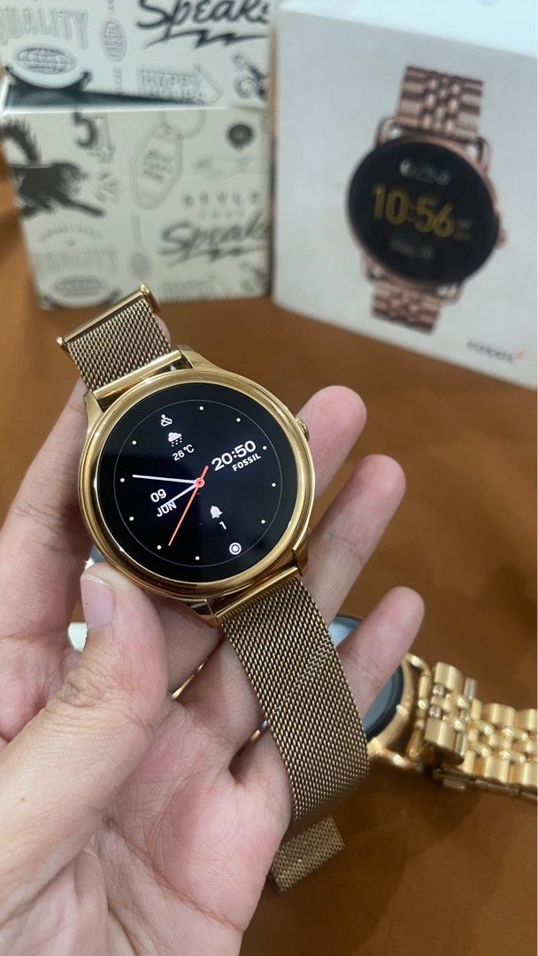 FOSSIL GEN 5E PRELOVED ROSEGOLD, Barang Mewah, Jam Tangan di Carousell