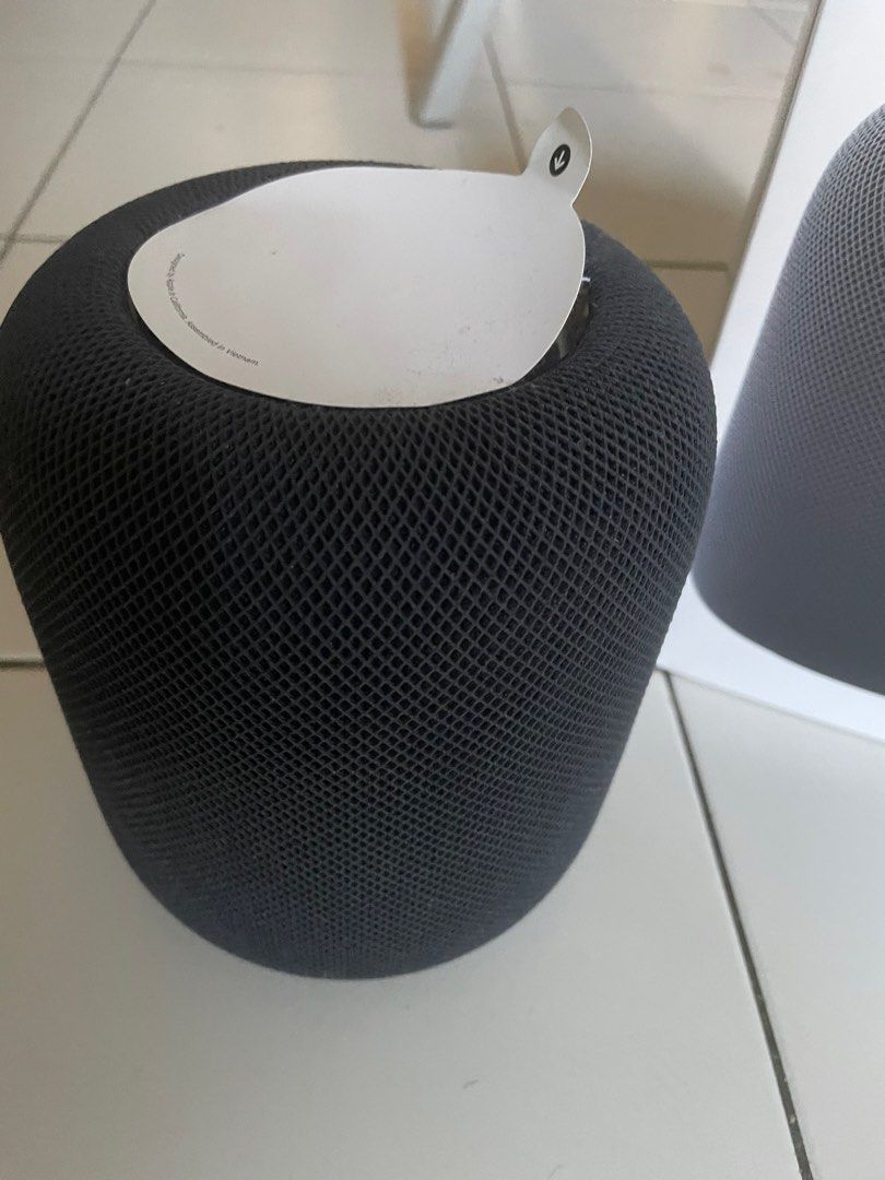 HomePod 2 (Category: Soundbars, Speakers & Amplifiers) located in Singapore. Submitted by nickjrzz (Listing ID 1371786705, Image 1). Description: Apple HomePod 2 with original box (serial number match with box) and power cord Applecare+ warranty till 2025-Jun-03 You may test during meetup (220v power) item working well and no issues. never repaired RFS: I am using airpods more Carousell have chat quota, will not reply to too low offers..