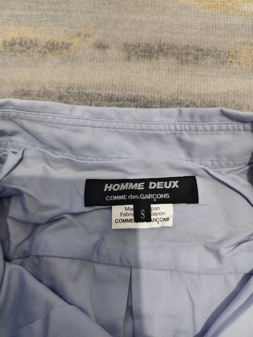 HOMME DEUX COMME DES GARCONS LONG SLEEVE SHIRT JAPAN (Category: Tshirts & Polo Shirts ) located in Baguio. Submitted by igorotak.111.taraki.com (Listing ID 1371828897, Image 3). Description: FS HOMME DEUX COMME DES GARCONS MADE IN JAPAN V.GOOD CONDI NO ISSUES SOLID NITO ♥️ L-23 W-20.5 CAN FIT S-M CAN DO.