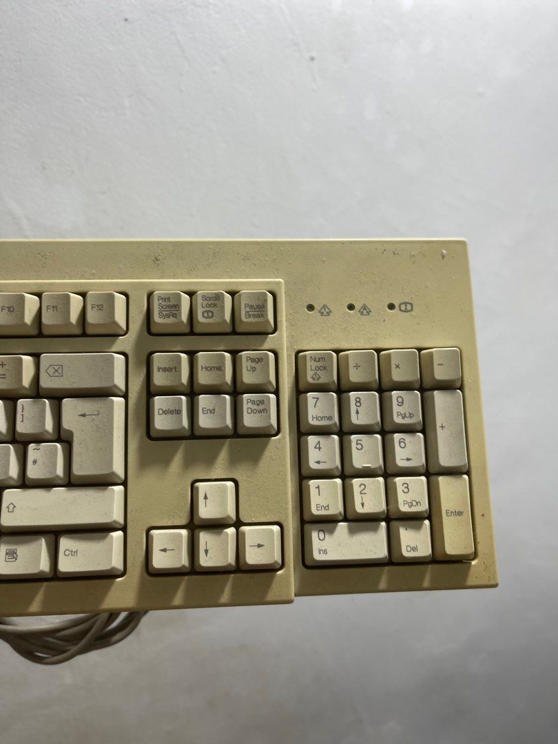 IBM KB-9910 Keyboard (Year 1980) (Category: Computer Keyboard) located in Manila. Submitted by apple_siri (Listing ID 1371895807, Image 3). Description: .