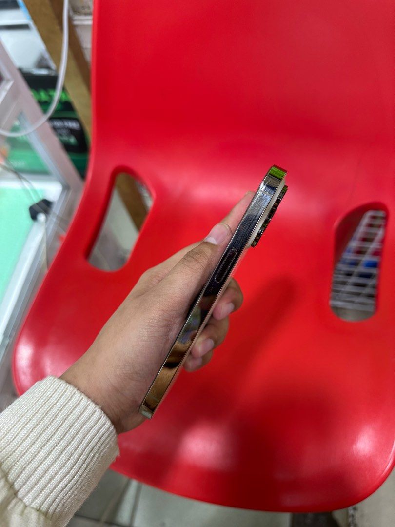iPhone 14 Pro 512GB Factory Unlock No Issue (Category: iPhone 14 Series) located in Pasig City. Submitted by FarAndRayShop (Listing ID 1371776679, Image 3). Description: OPEN FOR SWAP/SELLING/BUYING (RFS: Buy and Sell) Price: 38,499 iPhone 14 Pro 256GB •FACTORY UNLOCK •NO HIDDEN ISSUES •TEST TO SAWA •Authentic Phone Physical store in Greenhills Shopping Center XC-07 Stall Number Look For Rayray Or Anika NO CASH INSTALLMENT We are open also for : 