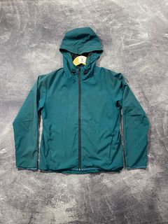 (Kategori: ) berada di . Dikirim oleh bajumain.id (ID iklan 1371748770, Gambar 1). Deskripsi: .