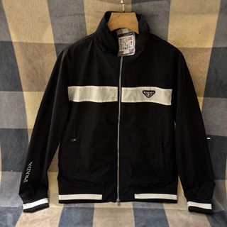 (Kategori: ) berada di . Dikirim oleh agnesiastore (ID iklan 1371739101, Gambar 1). Deskripsi: .