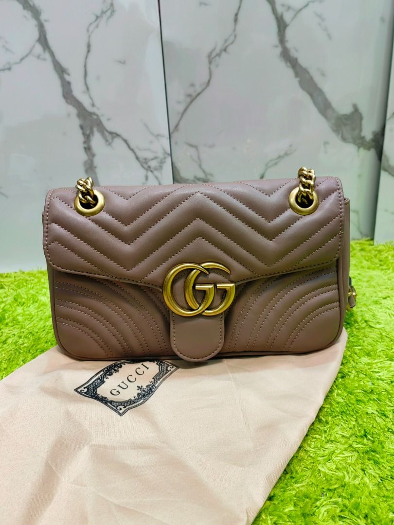 Japan preloved marmont nude (Category: Luxury Bags & Wallets) located in Cebu City. Submitted by elcoleccion21 (Listing ID 1371896692, Image 3). Description: Japan Preloved bag Genuine leather No Flaws.