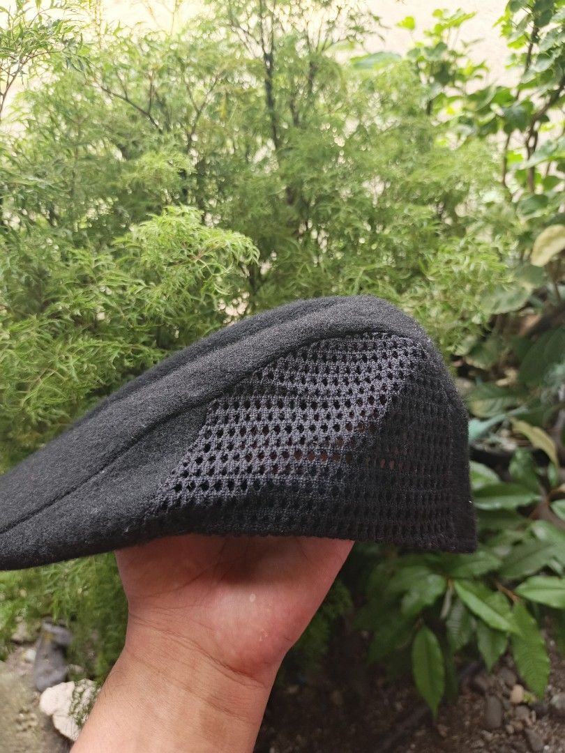 KANGOL BERET (Category: Caps & Hats) located in Real. Submitted by raphy2019 (Listing ID 1371781263, Image 3). Description: .