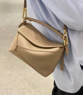 (Category: ) located in . Submitted by bags.addiction (Listing ID 1371878582, Image 1). Description: .