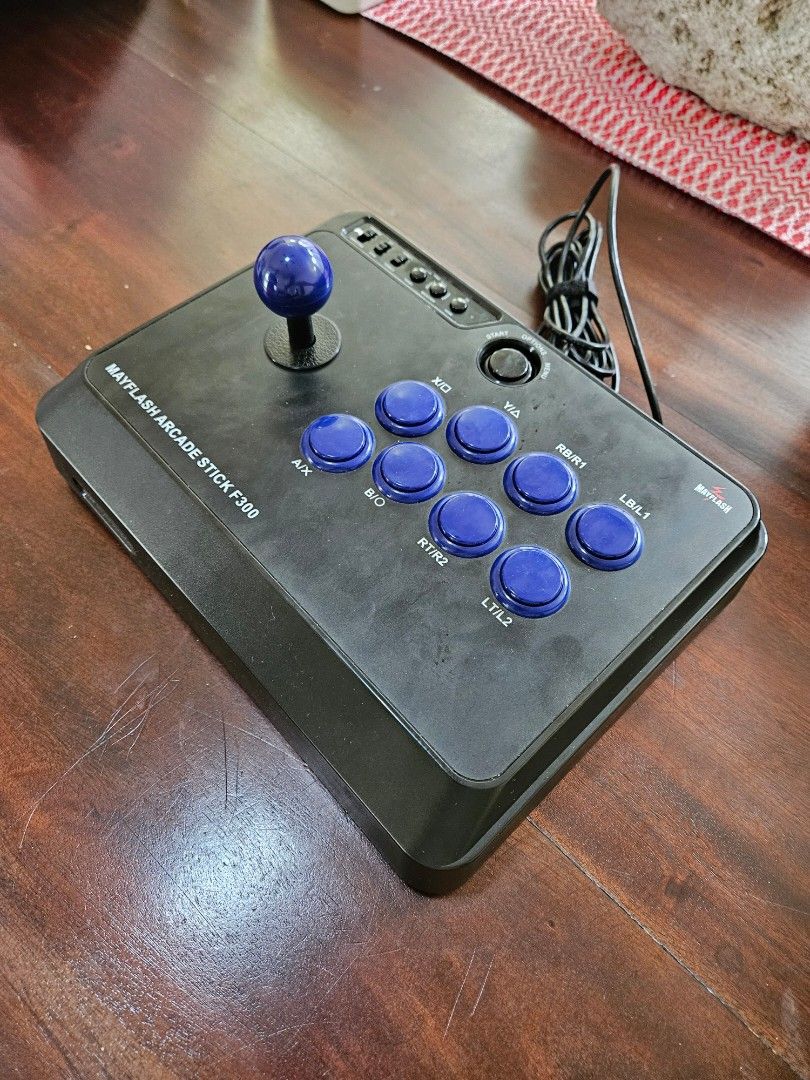 Mayflash Arcade Stick F300 (Category: Controllers) located in Quezon City. Submitted by rafmag2484 (Listing ID 1371734914, Image 2). Description: May flash arcade stick for ps4/Xbox one/Xbox 360/PC/adroid/switch Complete with box and all accessories, wires, and cables. Including additional restrictor gates..