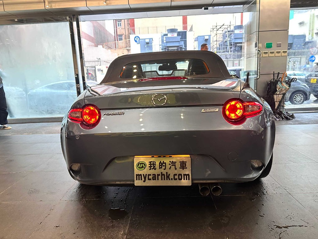 Mazda MX5 ROADSTER Manual62864837724673113