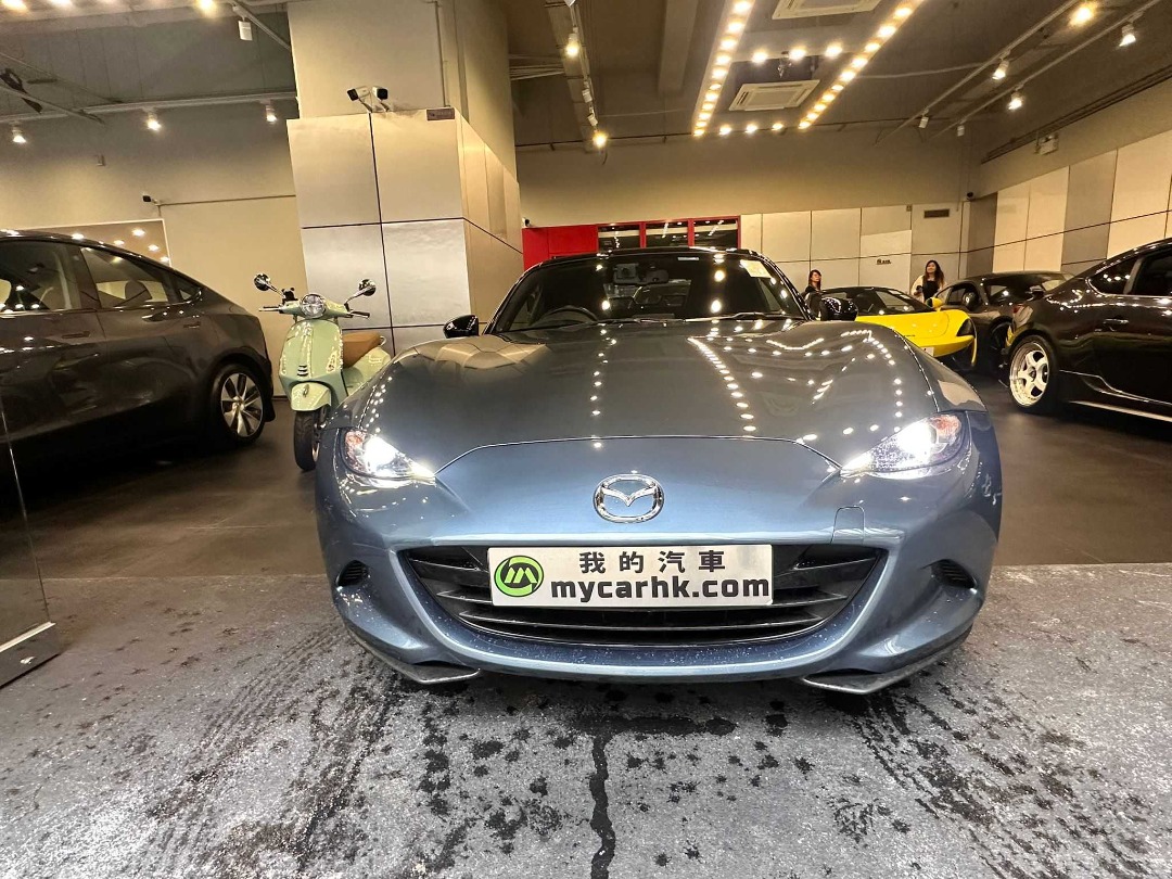 Mazda MX5 ROADSTER Manual62864837724673112