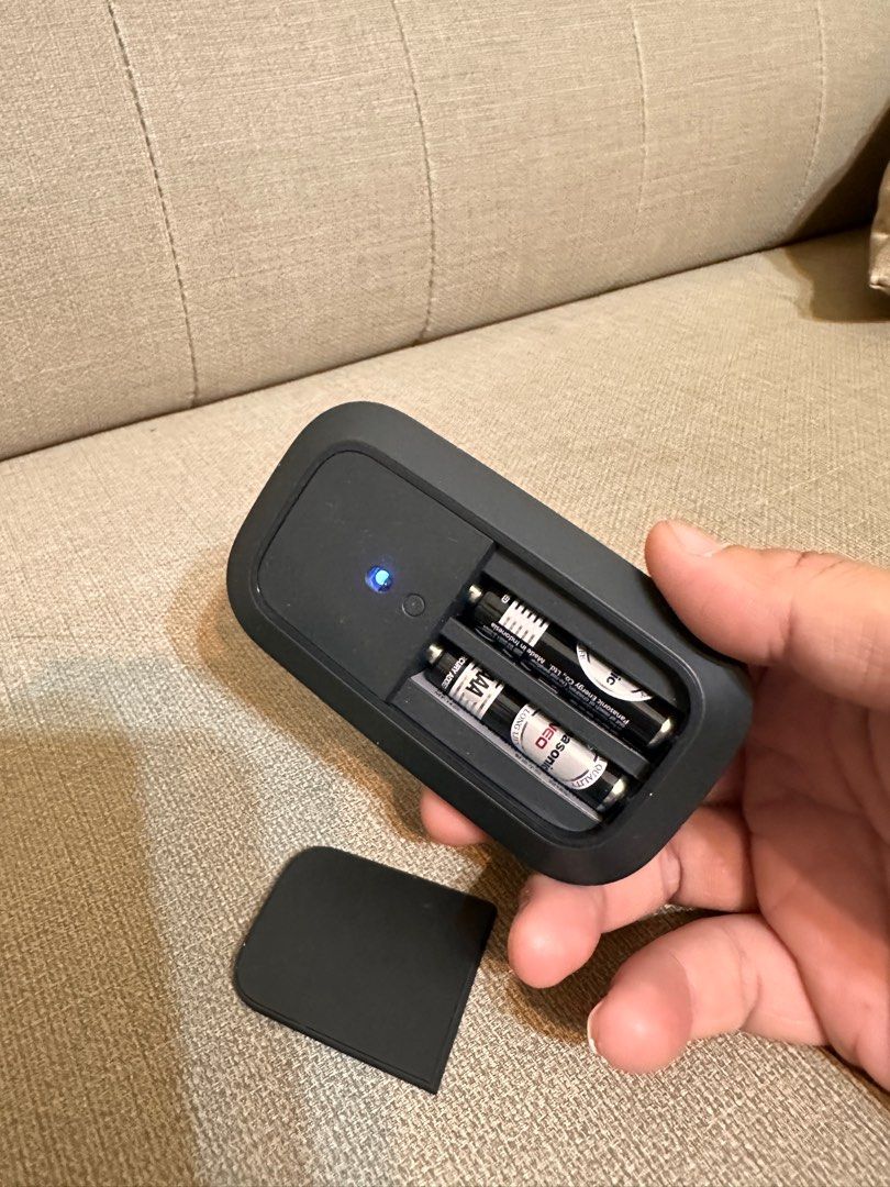 由 yayoyobowb05685 (刊登 ID 1371752913，圖片 3) 提交，位於 台南市 (Tainan) 的 Microsoft 微軟 designer 設計師藍牙滑鼠 (類別：電腦滑鼠及相關產品)，說明：。