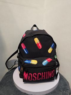 (Category: ) located in . Submitted by aestheticfindsshop (Listing ID 1371833913, Image 1). Description: .