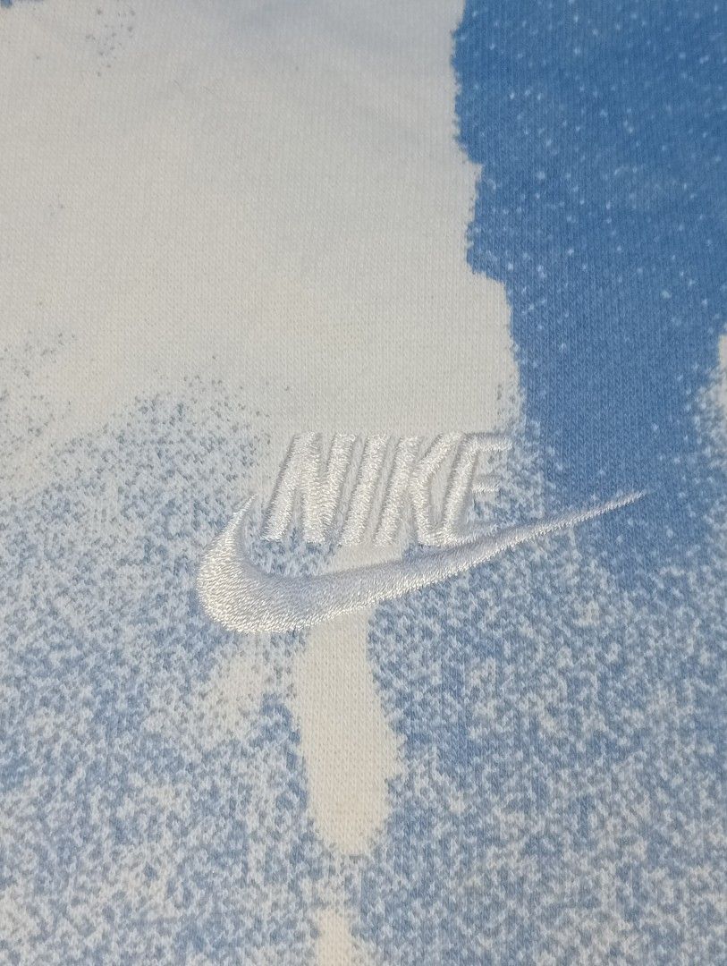 Nike Tie dye cloud hoodie (Category: Hoodies) located in Pili. Submitted by purestuffph (Listing ID 1371857632, Image 3). Description: Nike Tie dye cloud hoodie size: youth XL/ small mens / medium women's 9+/10 condition and color rate minor issue: cut neck tag, Pero may washtag at searchable code pa 580 + shipping fee.