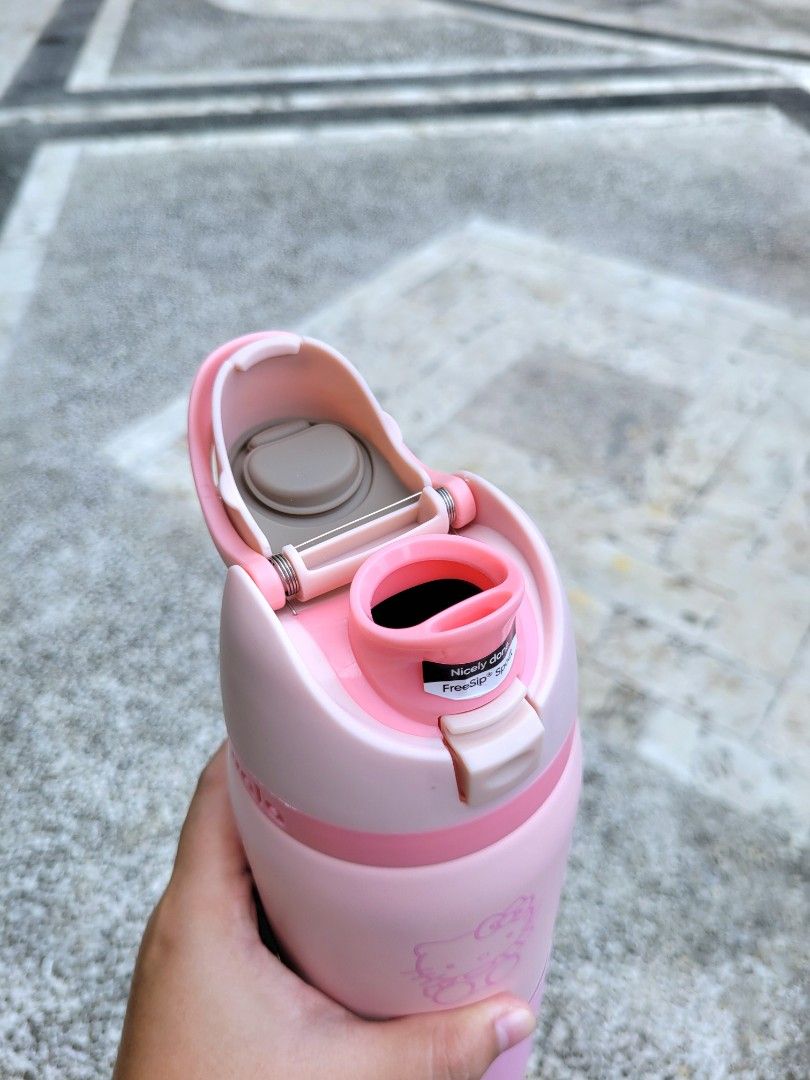 Owala Sanrio 32oz FreeSip "HELLO KITTY 🌸💦 (Category: Water Bottles & Tumblers) located in Quezon City. Submitted by Kayreen (Listing ID 1371840729, Image 2). Description: • Stainless steel insulated bottle. • Leak-proof lid. • Patented FreeSip spout with a built-in straw that lets you sip or swig. • BPA , lead and Phthalate-free. • Wide opening for cleaning and adding ice. • with convenient carry loop that also doubles as a lock when closed. • 