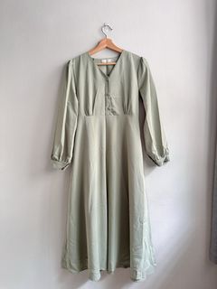 (Category: ) located in . Submitted by worn.only.once (Listing ID 1371789395, Image 1). Description: .