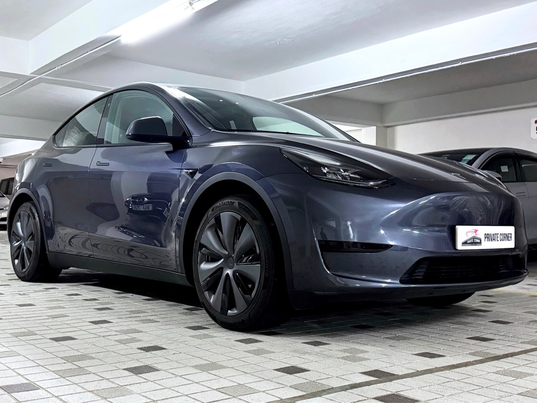 Tesla Model Y Standard Range Auto628658729276181116