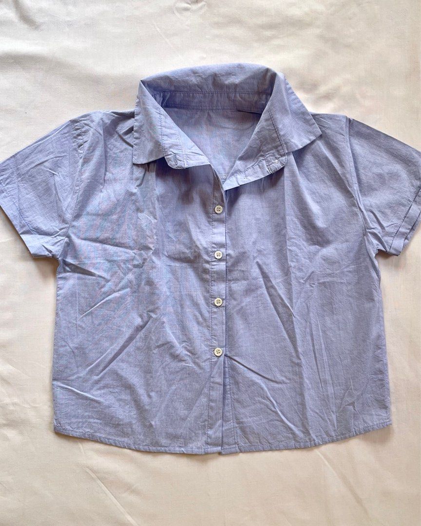 Thrifted tops (Category: Blouses) located in Santa Margarita. Submitted by vstrove (Listing ID 1371748804, Image 1). Description: In good condition Fits S-M .