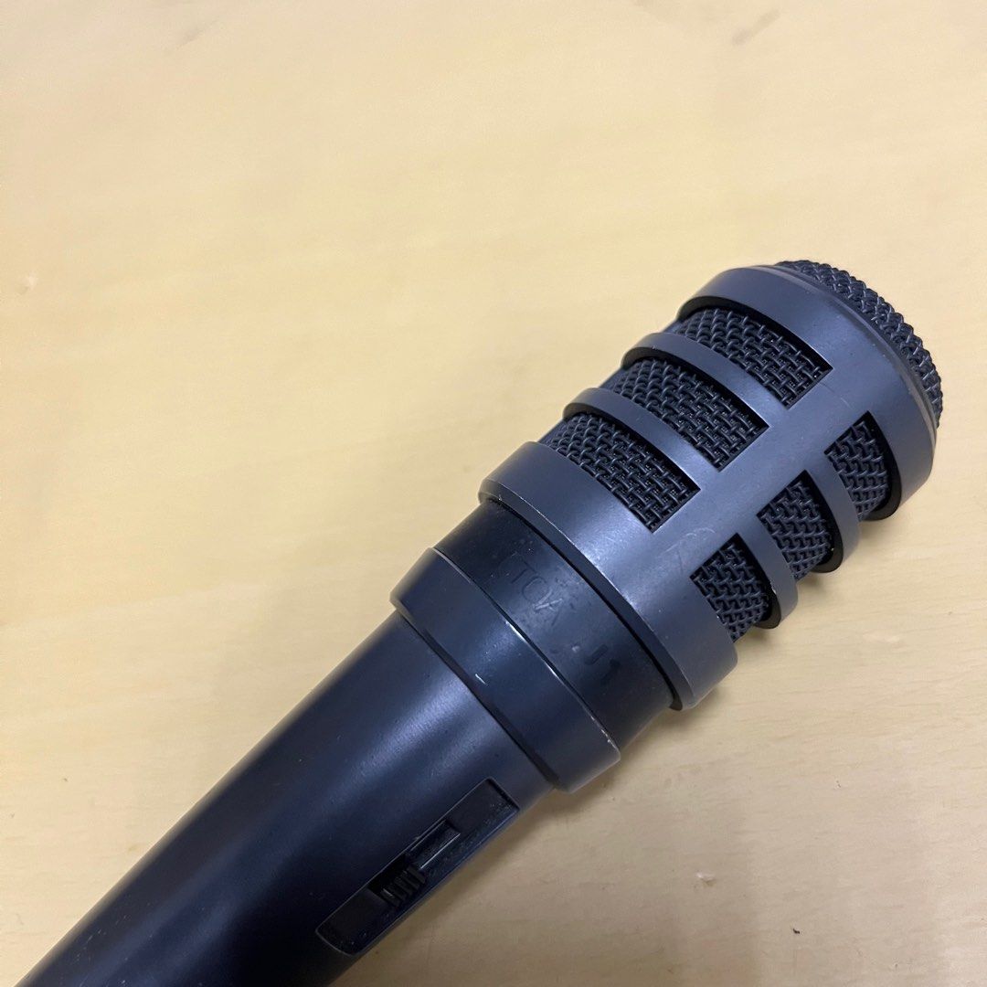 Toa J1 Vintage Unidirectional Dynamic Microphone (Category: Microphones) located in Singapore. Submitted by jmgjm.7 (Listing ID 1371769485, Image 2). Description: Item has been tested and is in excellent working condition. .